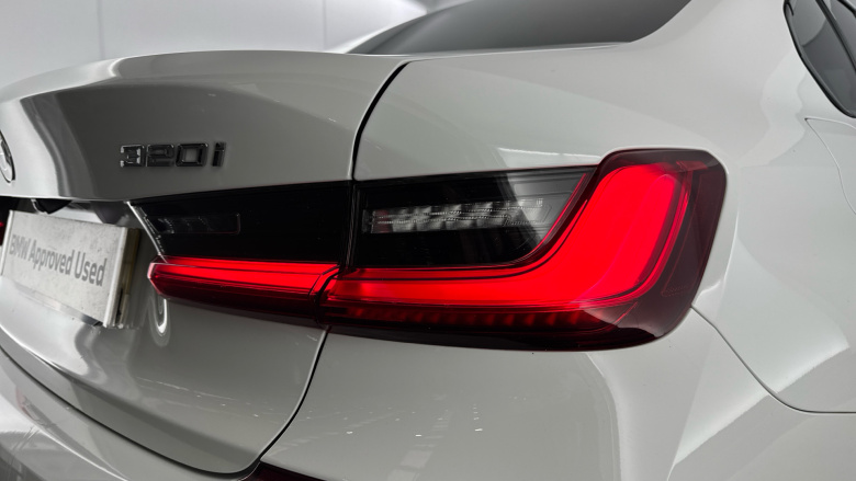 BMW 3 Series 320i M Sport 4dr Step Auto Petrol Saloon